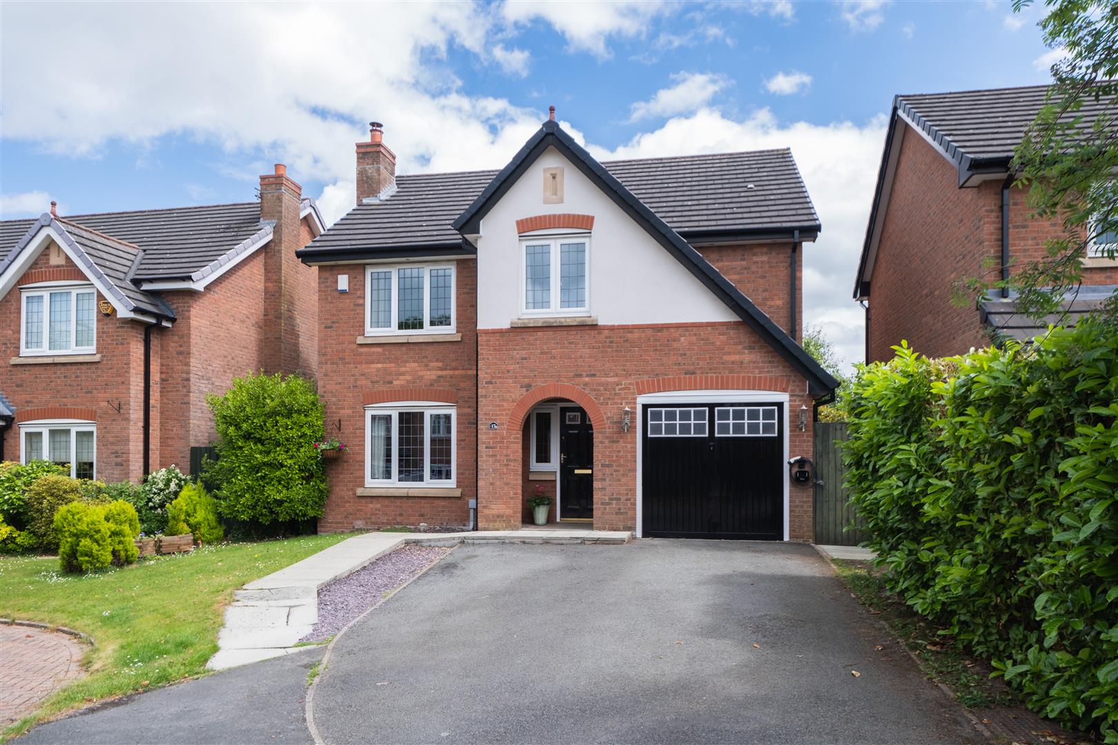 4 bedroom  Detached House for Sale in Northwich